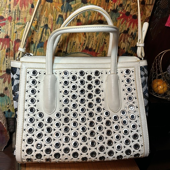 Sam Edelman Satchel Shoulder Crossbody Strap Leather Silver Rivets 10.5”x5.5”x3” - Picture 7 of 16